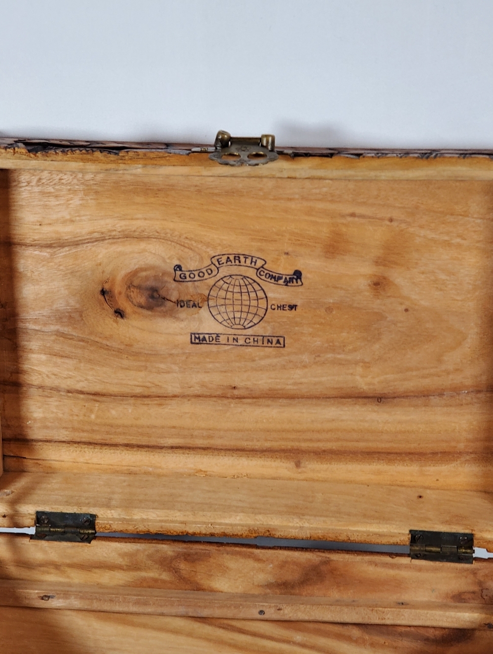 Vintage Chinese Chest - Picture 7 of 8